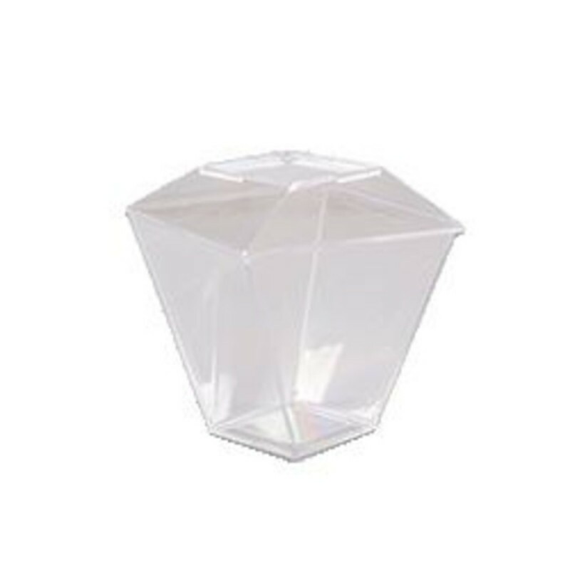 Copo Sobremesa Quadratto 150ml Com Tampa Prafesta - Pacote Com 10 Unidades Copo Sobremesa Quadratto 150ml Com Tampa Prafesta - Pacote Com 10 Unidades